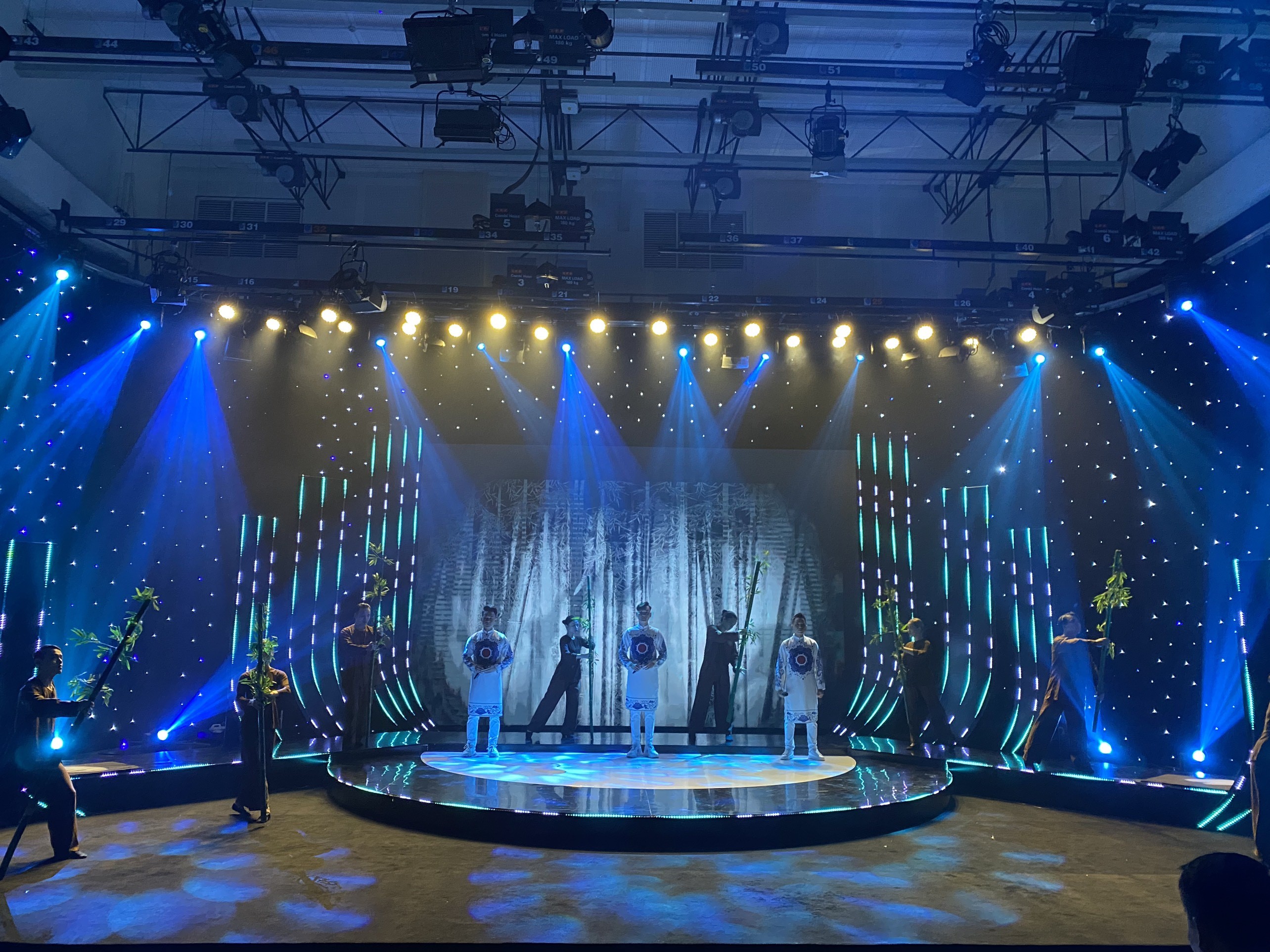 Nhật Quang DMX - Madrix Đà Nẵng - Led Matrix
