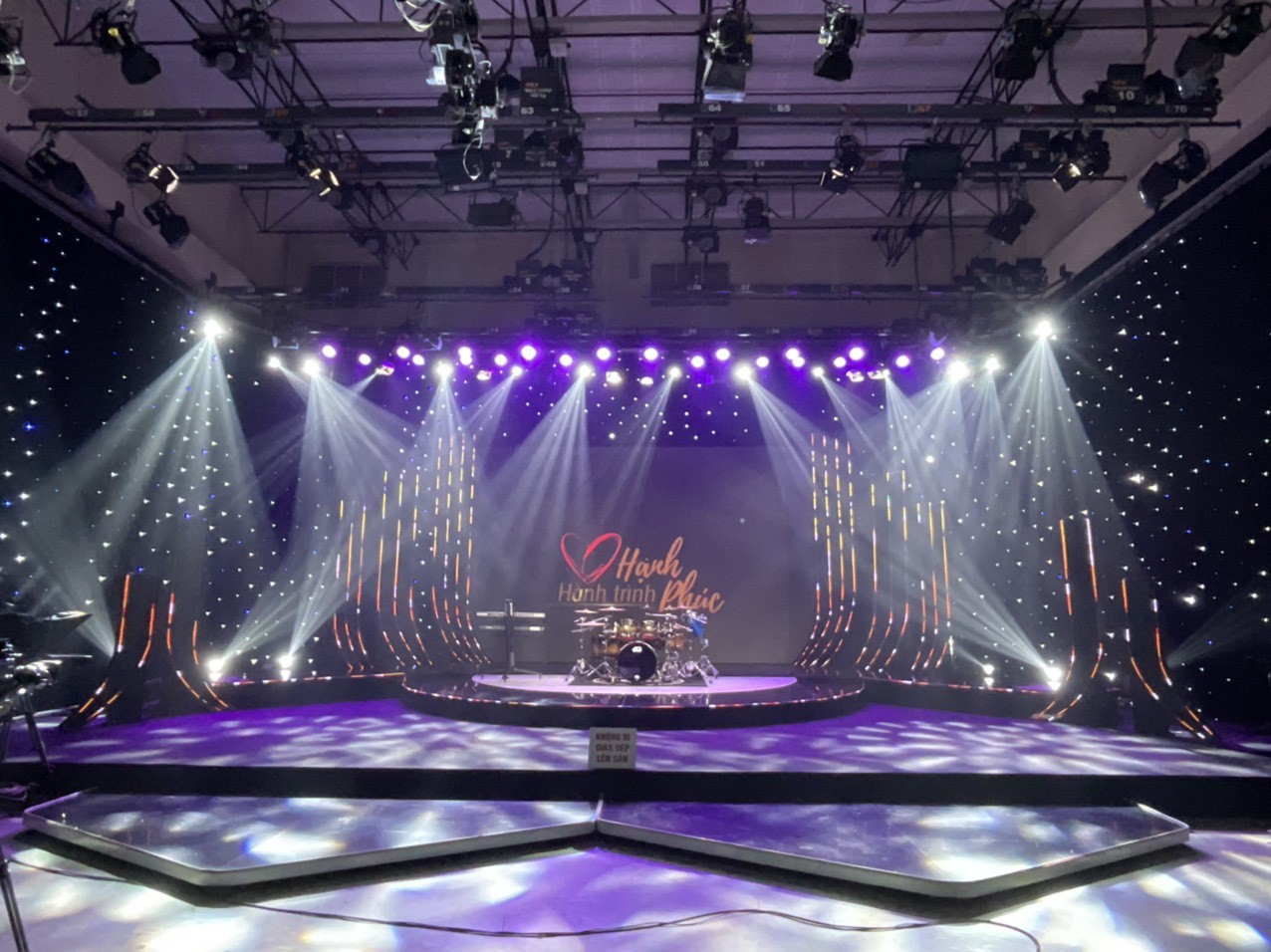 Nhật Quang DMX - Madrix Đà Nẵng - Led Matrix